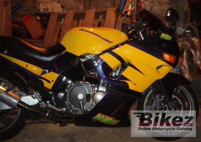 1990 Kawasaki ZXR 750 (reduced effect) photo